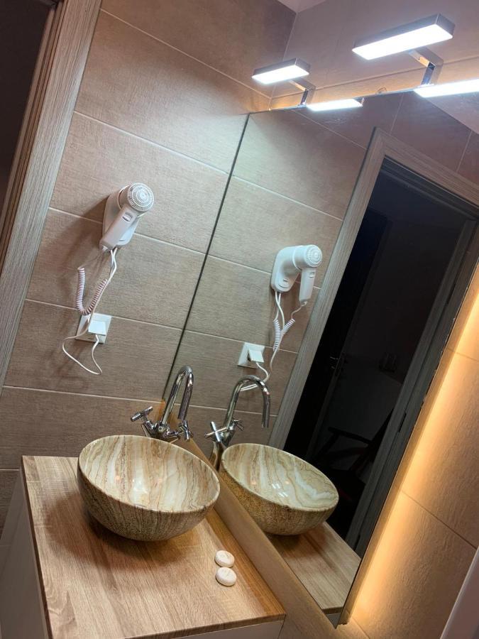 Doftana Apartaments Tesila Екстер'єр фото