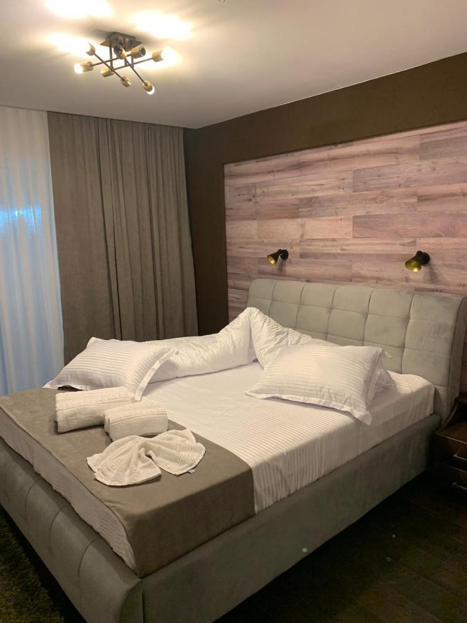 Doftana Apartaments Tesila Екстер'єр фото